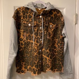 NWT Oddy M/L Leopard Hooded Jacket
